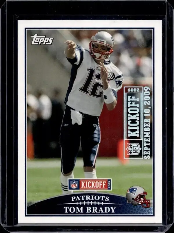 Tom Brady 2009 Topps Kickoff Silver Holofoil /2009 New England Patriots 92