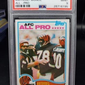 Anthony Munoz 1982 Topps All-Pro Rookie RC Cincinnati Bengals 51 PSA 9