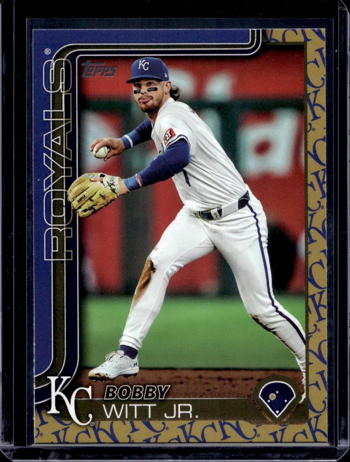 Bobby Witt Jr. 2025 Topps Team Logo Border SSP Kansas City Royals 100