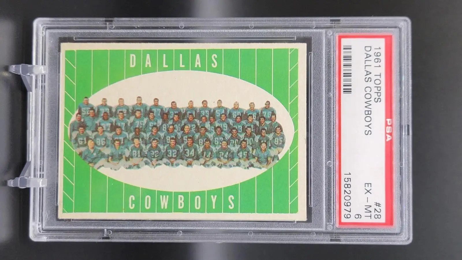 1961 Topps Dallas Cowboys Team Card 28 PSA 6