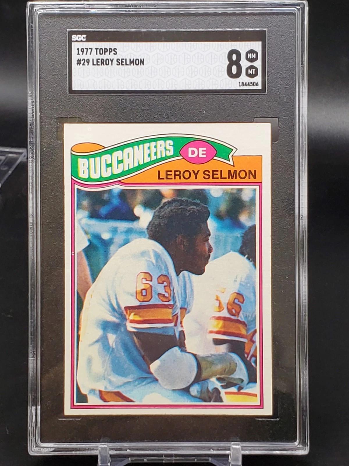Leroy Selmon 1977 Topps Rookie RC Tampa Bay Buccaneers 29 SGC 8