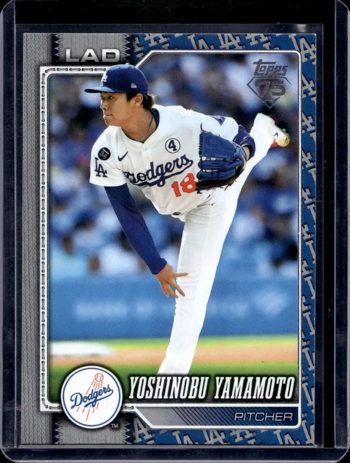 Yoshinobu Yamamoto 2026 Topps Team Color Border Los Angeles Dodgers 90